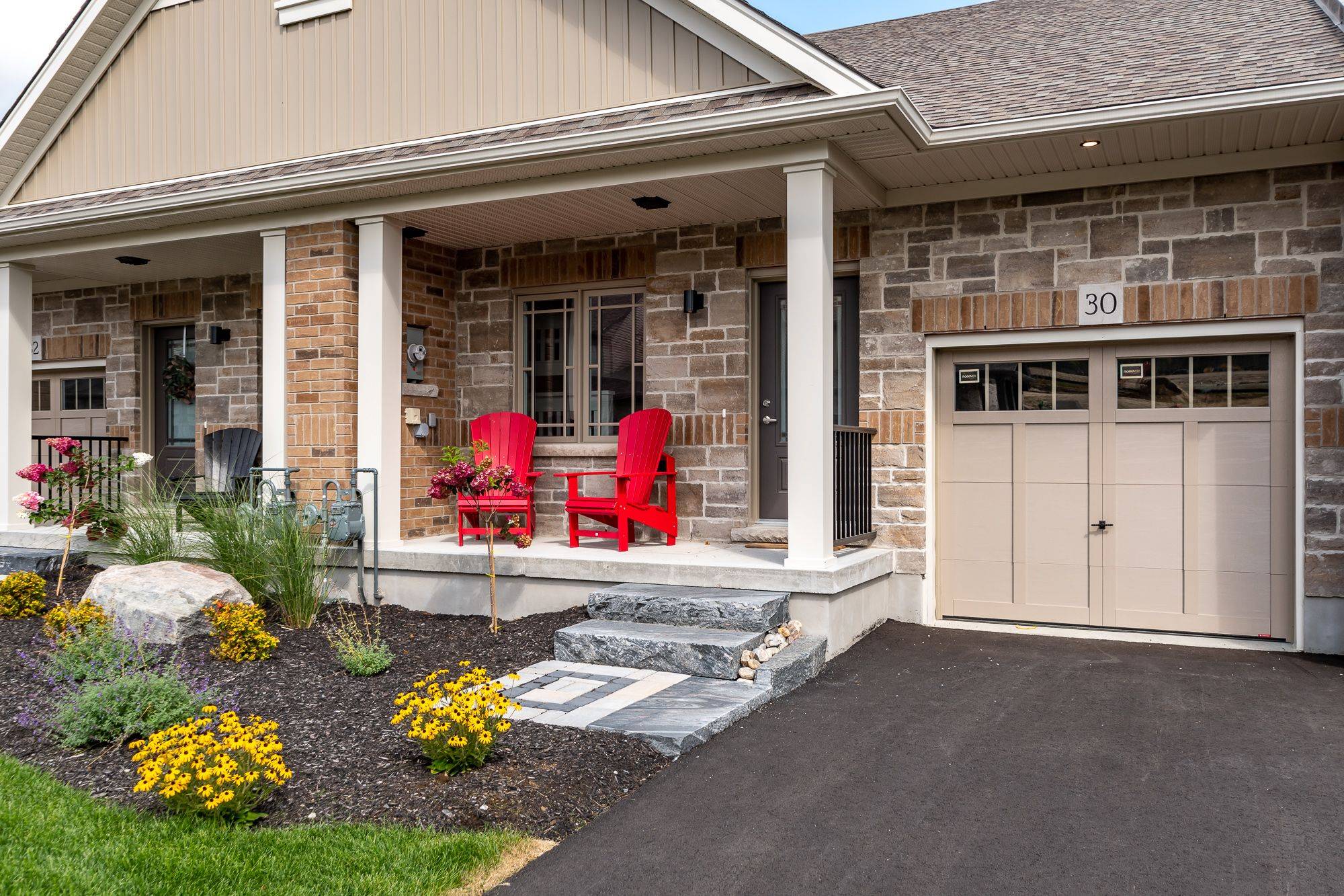 30 Charles Morley BLVD, Huntsville, ON P1H 0G5