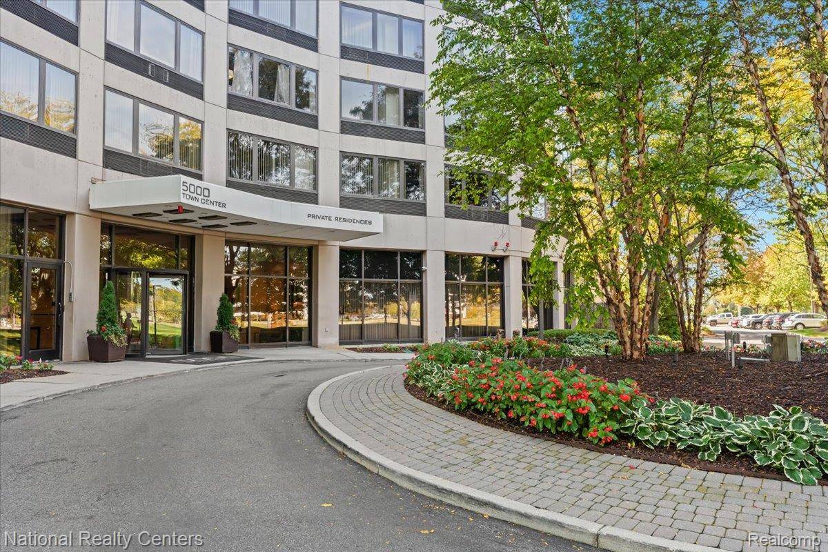5000 Town Center #408, Southfield, MI 48075