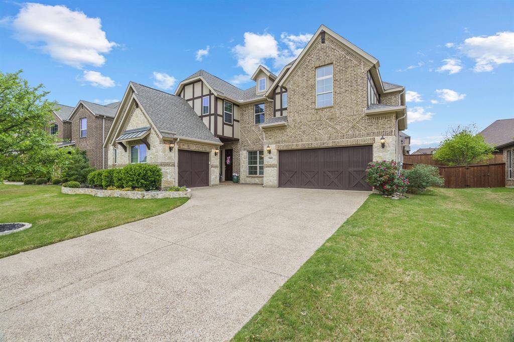 9409 Blackpine Court, Lantana, TX 76226