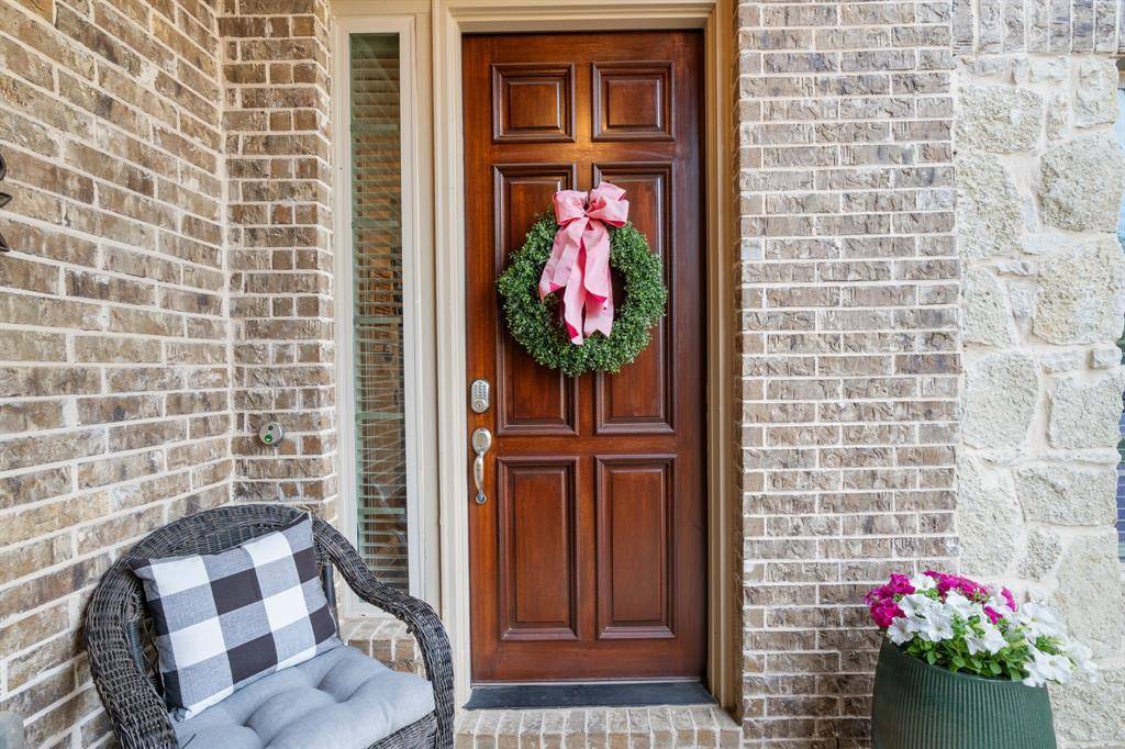 9409 Blackpine Court, Lantana, TX 76226