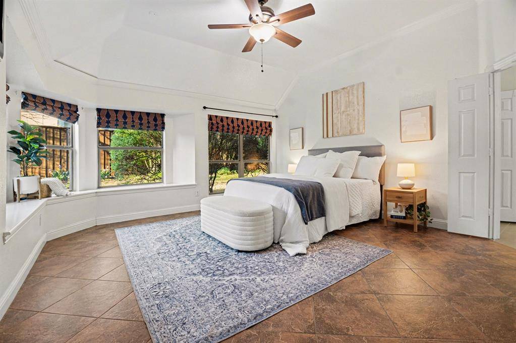 341 Greenfield Drive, Murphy, TX 75094