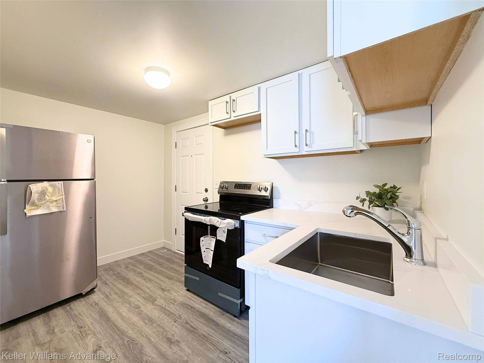 29222 Grand River AVE #5, Farmington Hills, MI 48336