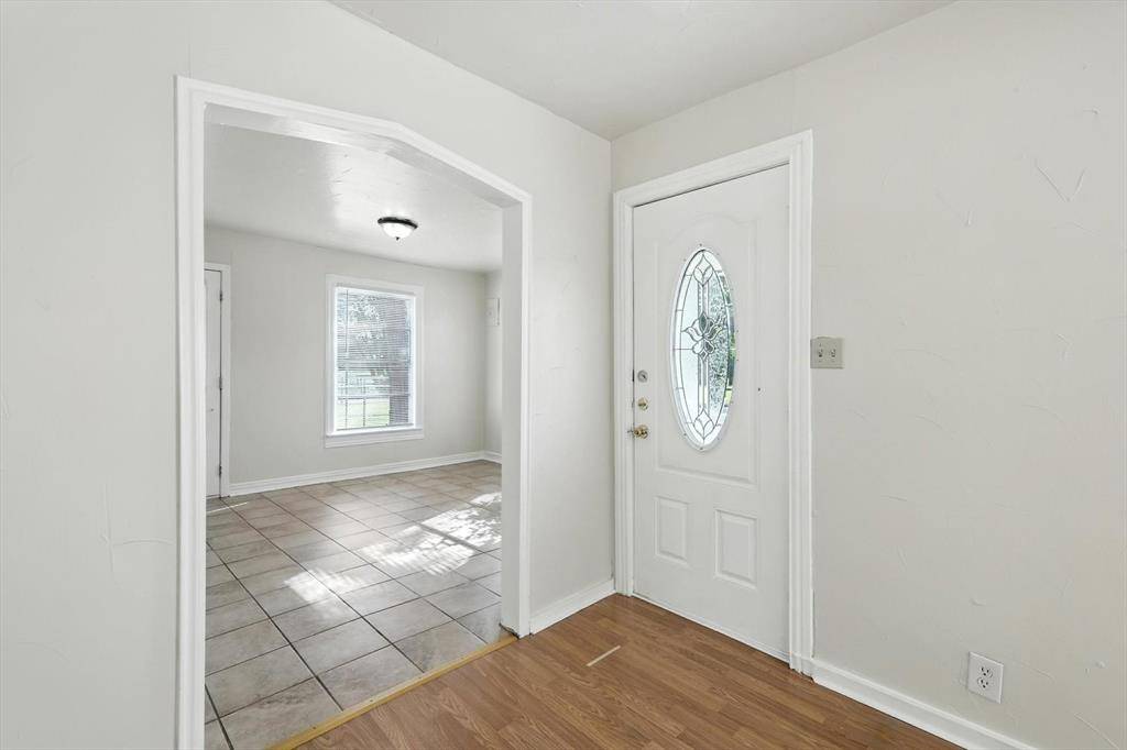 3114 Chilton Street, Fort Worth, TX 76112