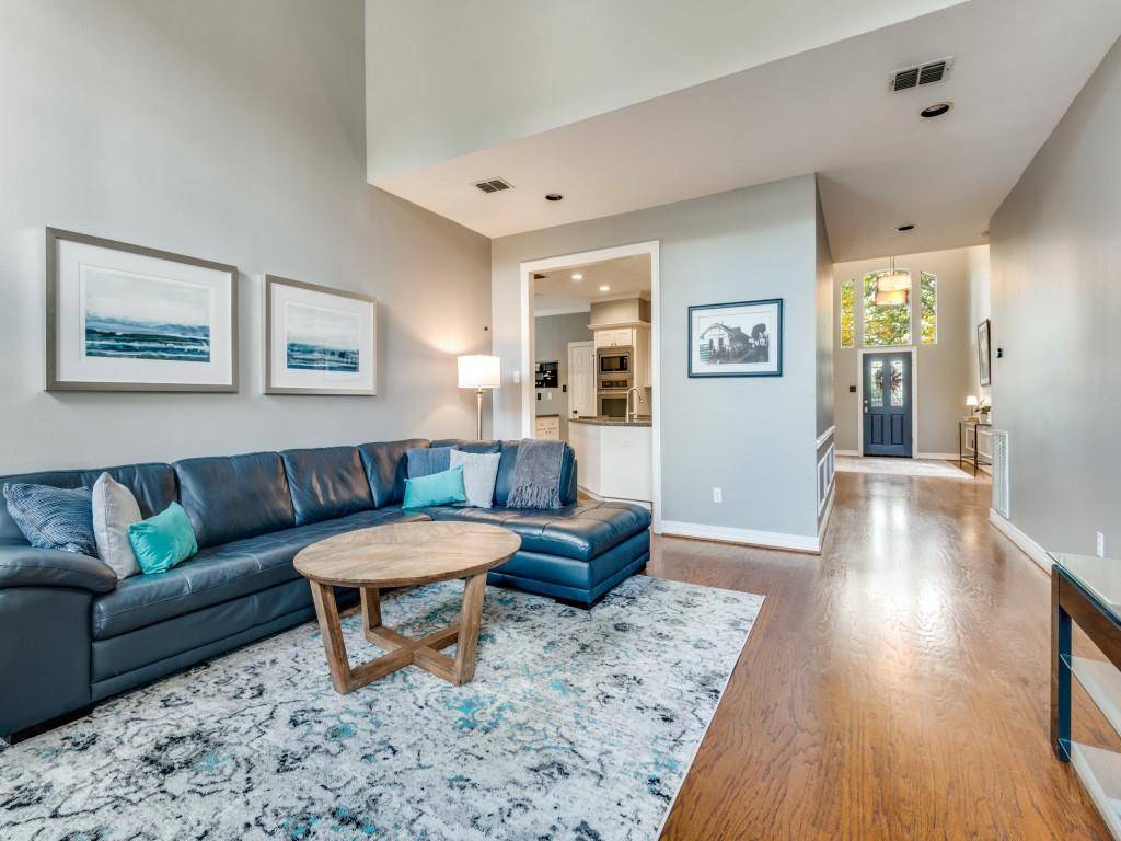 2117 TEXAS ASH Drive, Irving, TX 75063