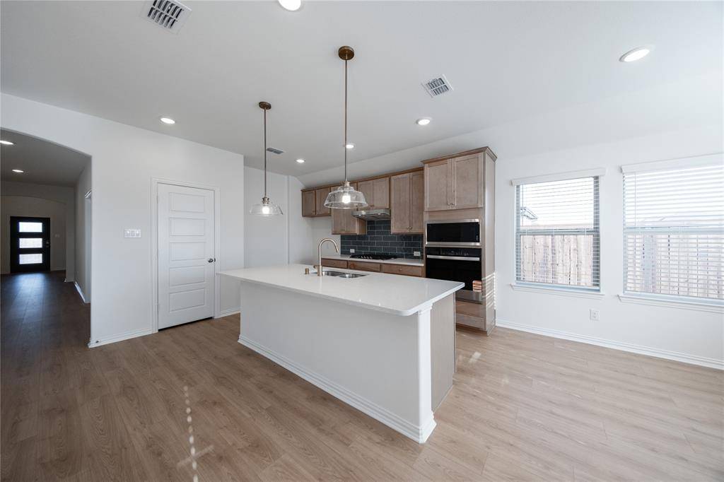 141 Old Glory Lane, Forney, TX 75126