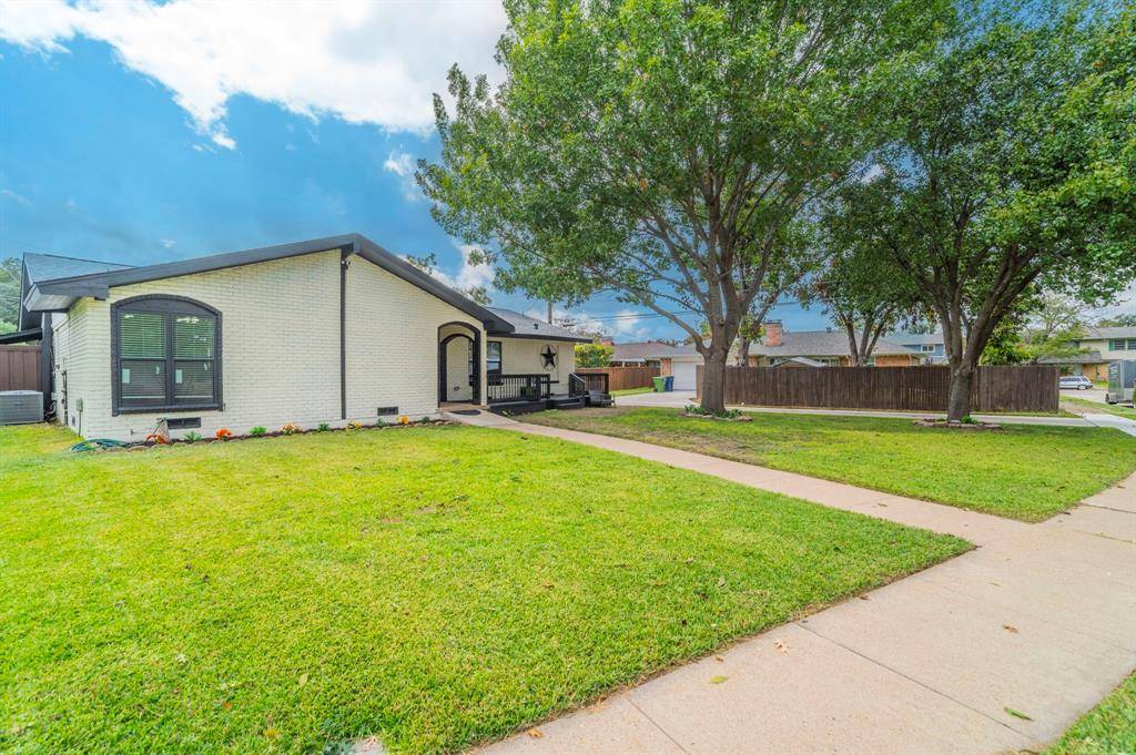 3901 Greensboro Circle, Garland, TX 75041