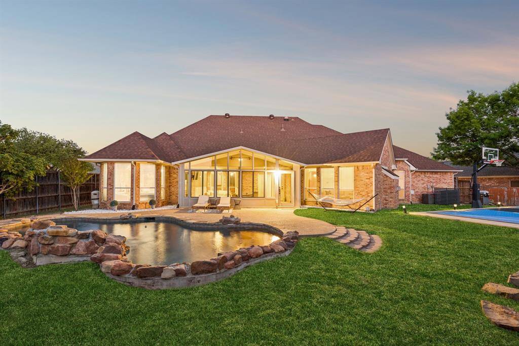 6109 Gateridge Drive, Flower Mound, TX 75028