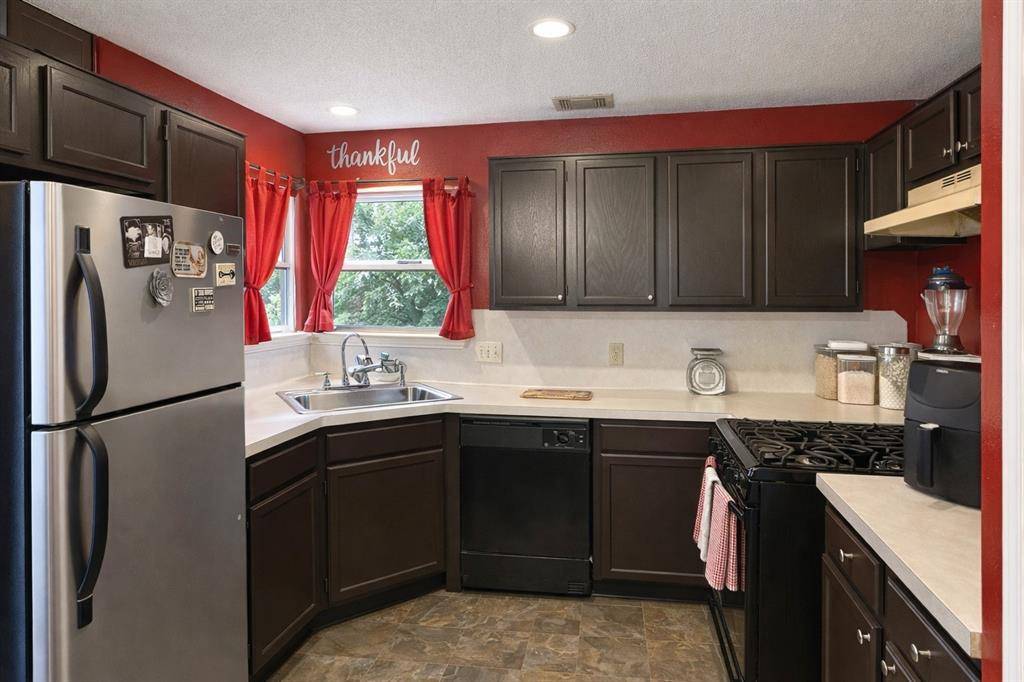 2312 Rodney Lane, Balch Springs, TX 75180