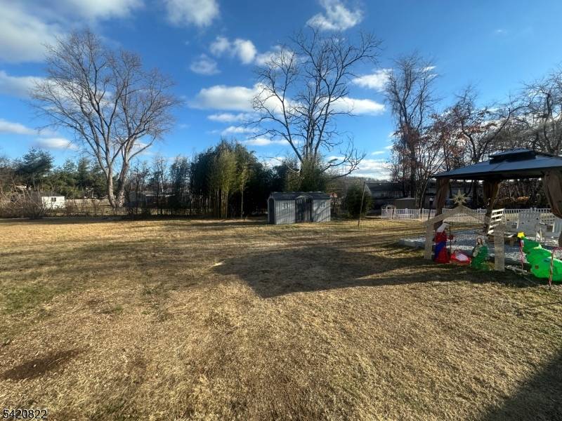 71 Washington Ave, Victory Gardens Boro, NJ 07801