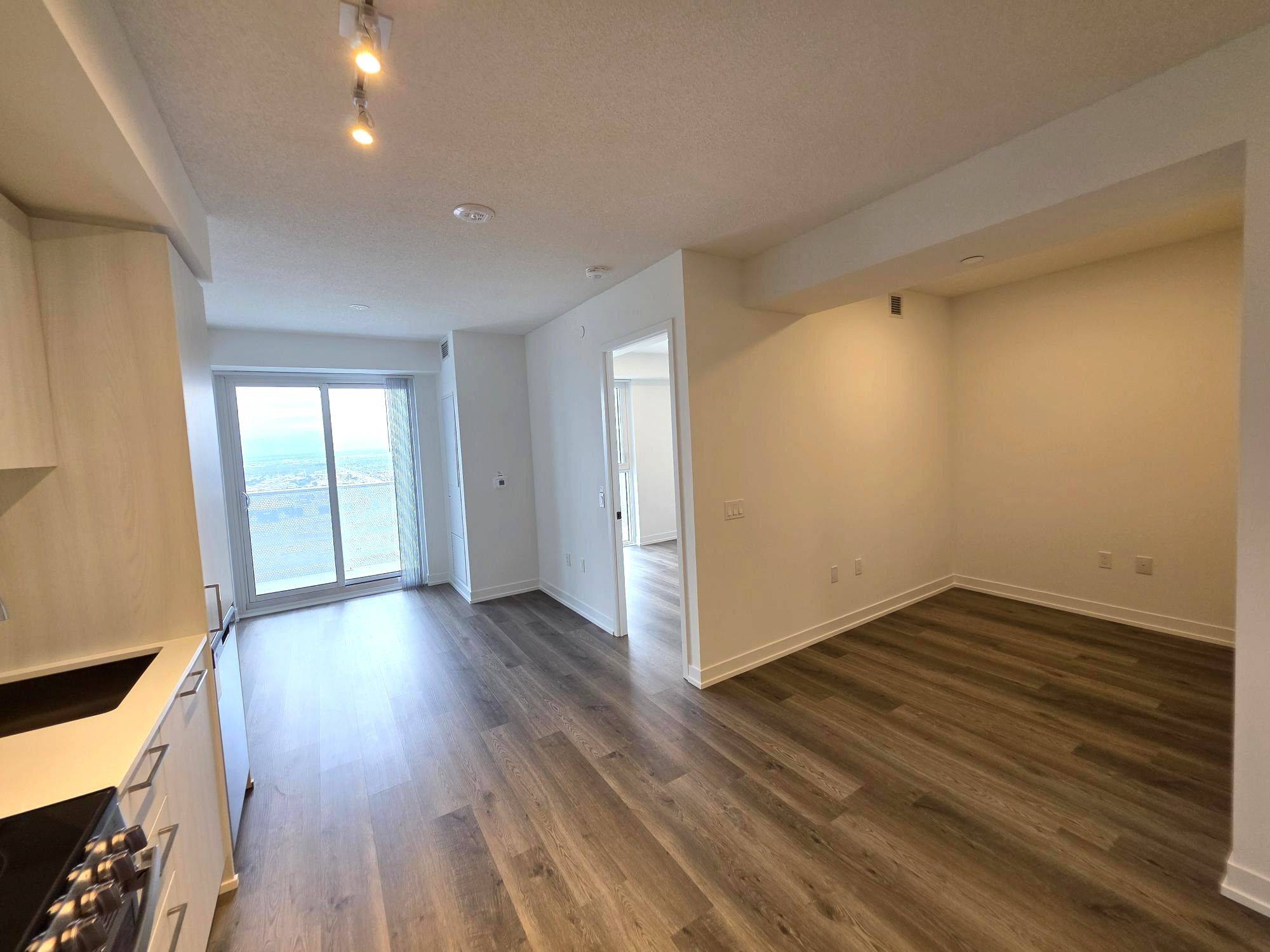 195 Commerce ST #3310, Vaughan, ON L4K 0P9