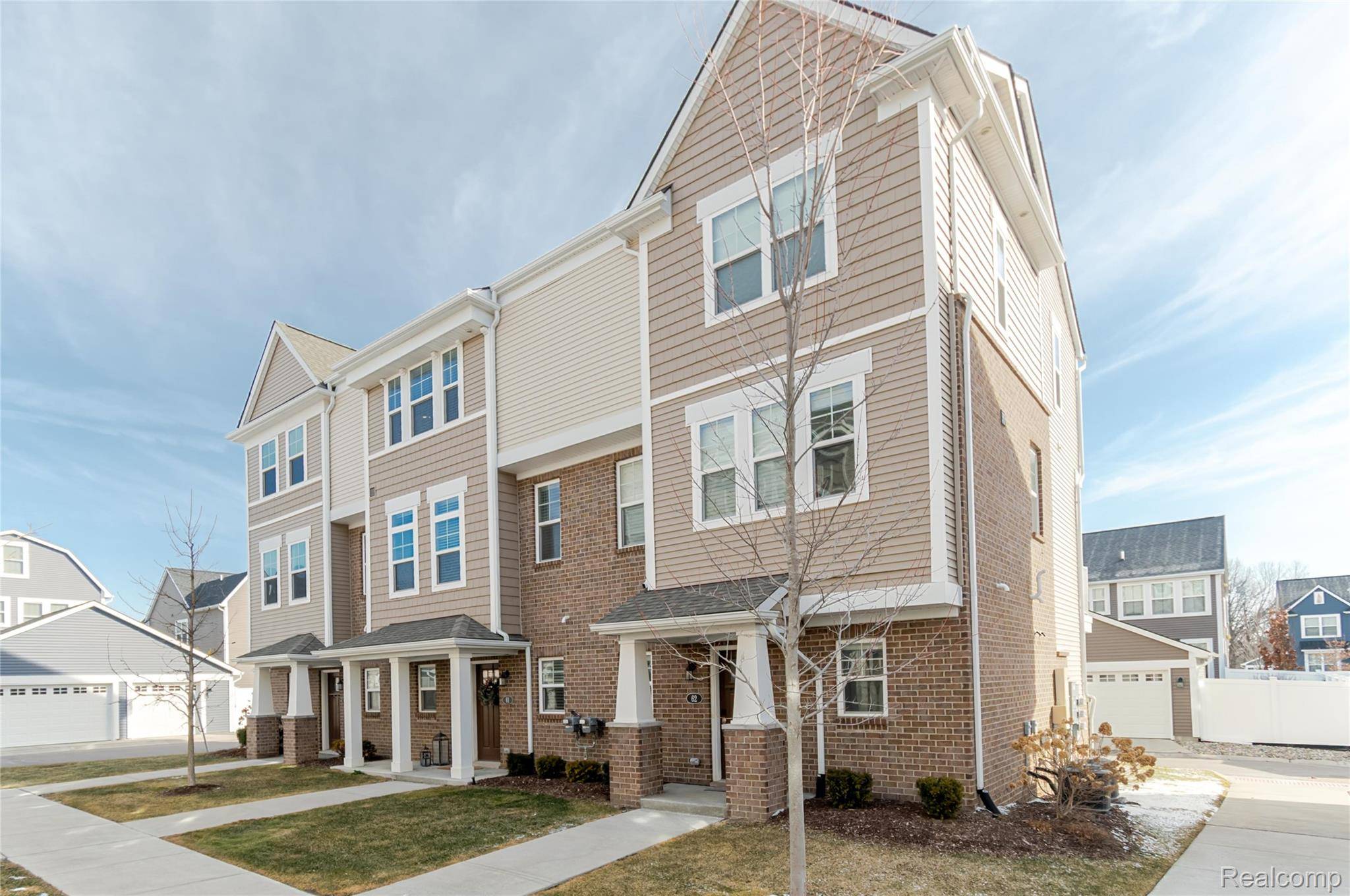 2500 Normandy RD #60, Royal Oak, MI 48073