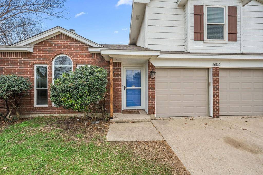 6104 Sandy Lane, Watauga, TX 76148