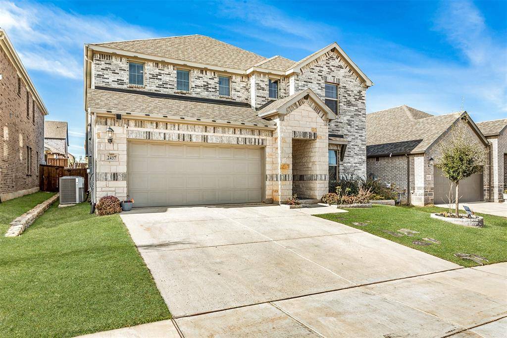 2437 Pinnacle Place, Corinth, TX 76210
