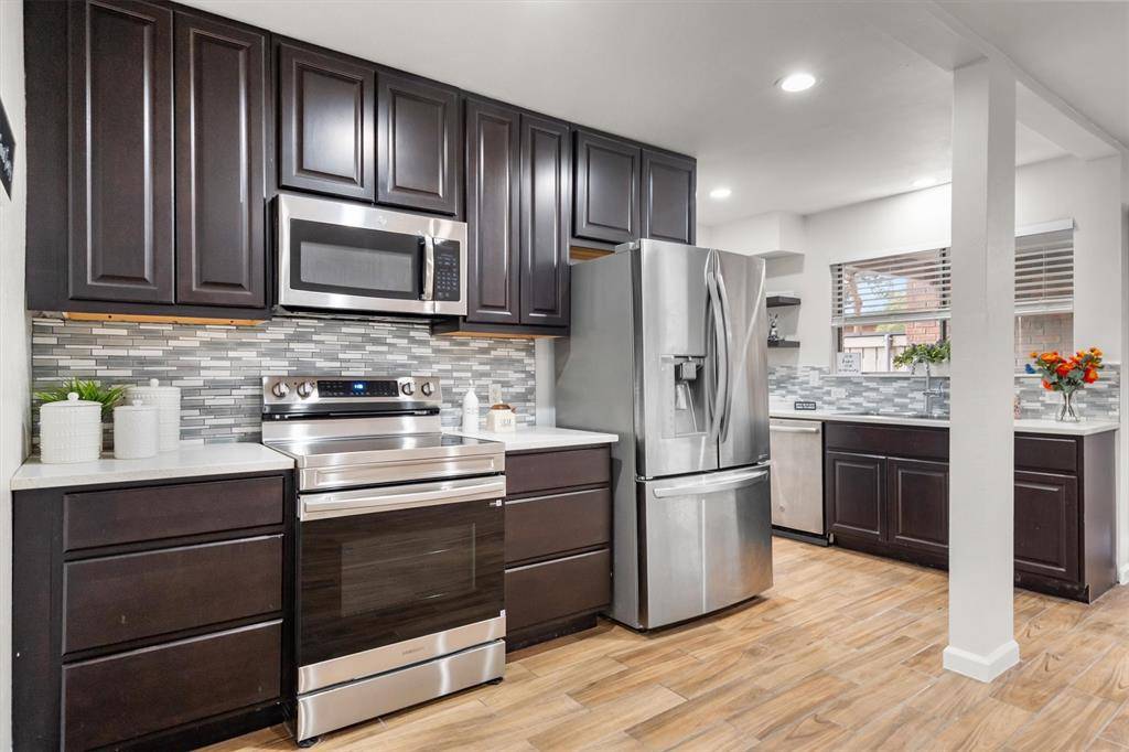 2808 Escada Drive #107, Farmers Branch, TX 75234