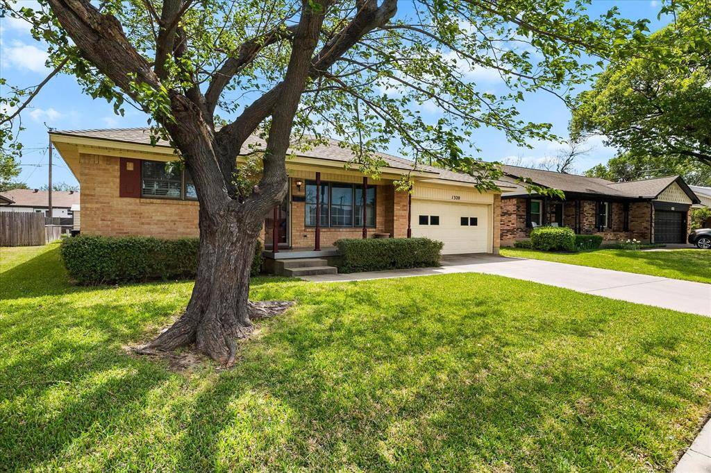 1320 Lexington Drive, Garland, TX 75041