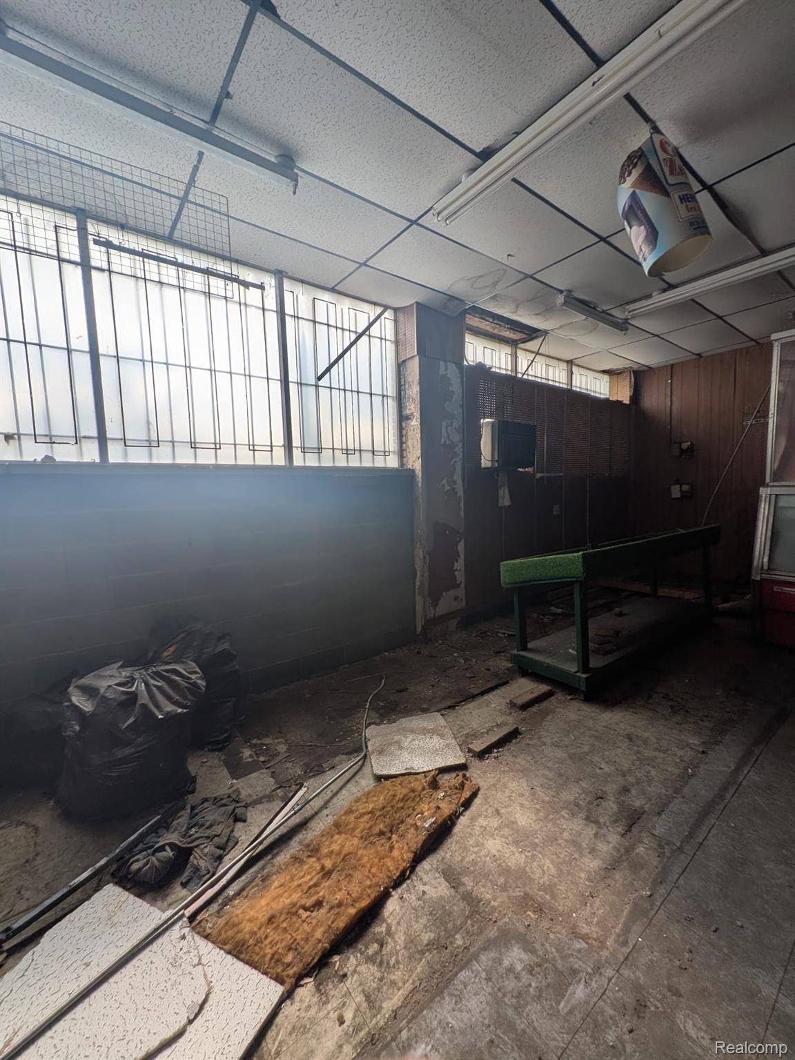 10516 W. Chicago, Detroit, MI 48228