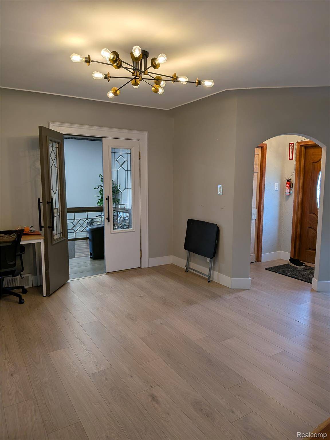 26101 W Warren ST, Dearborn Heights, MI 48127