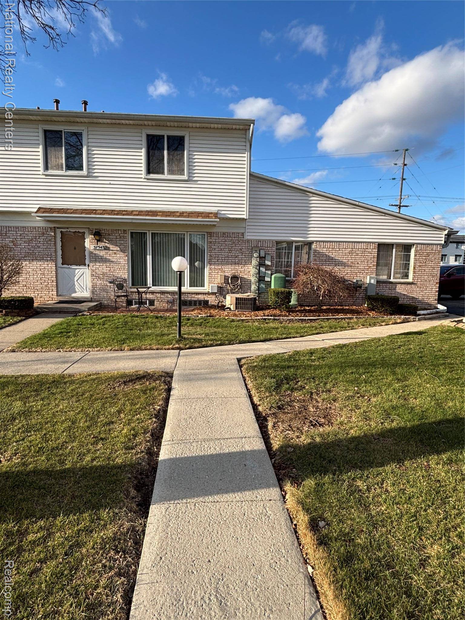37543 Colonial DR #124, Westland, MI 48185