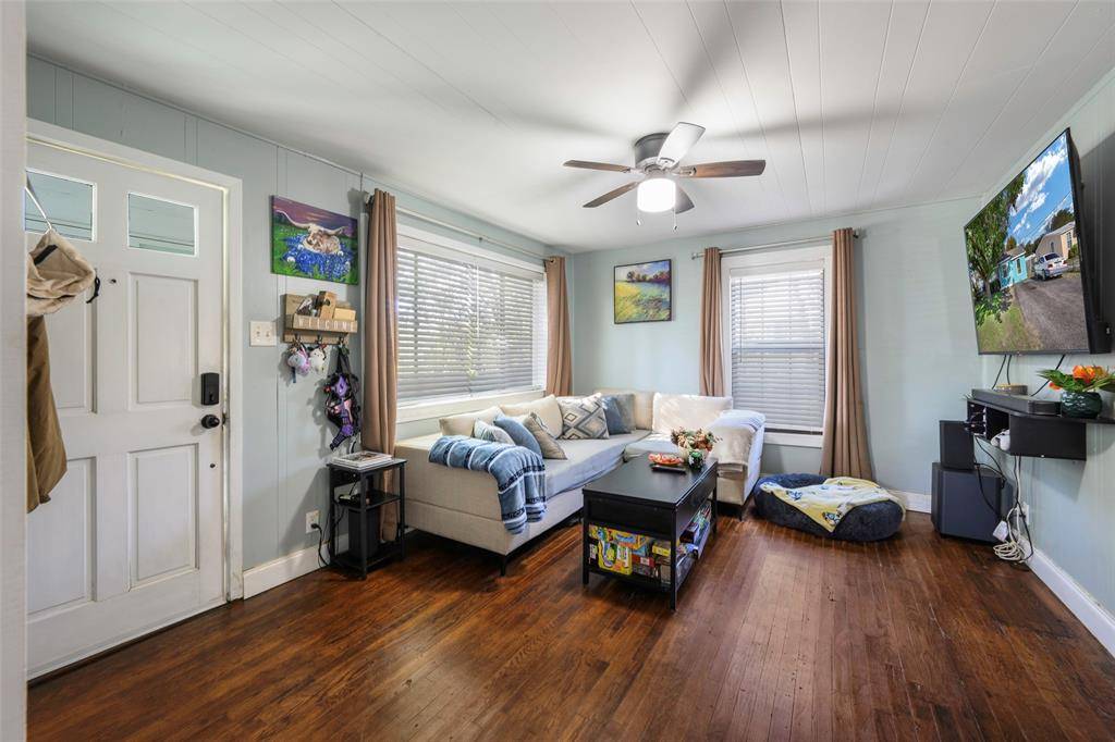 8402 Melrose Street W, White Settlement, TX 76108