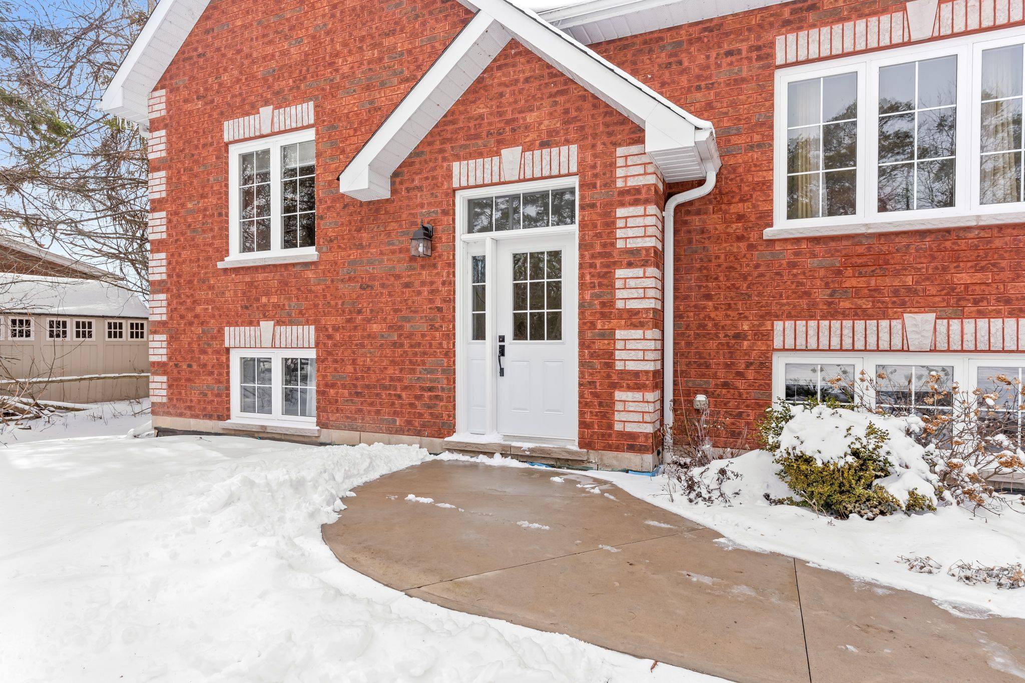 104 Ethel Park RD, Brock, ON L0K 1A0