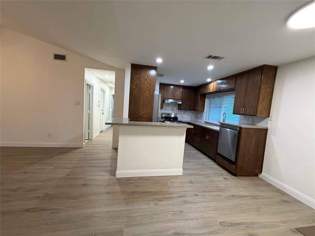 5020 Timber Creek Road, Flower Mound, TX 75028