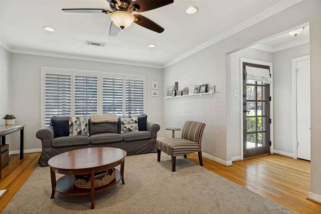 6236 Monticello Avenue, Dallas, TX 75214