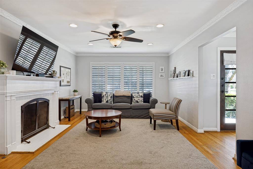 6236 Monticello Avenue, Dallas, TX 75214