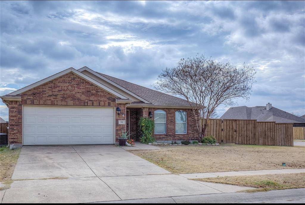 301 Long Prairie Drive, Forney, TX 75126