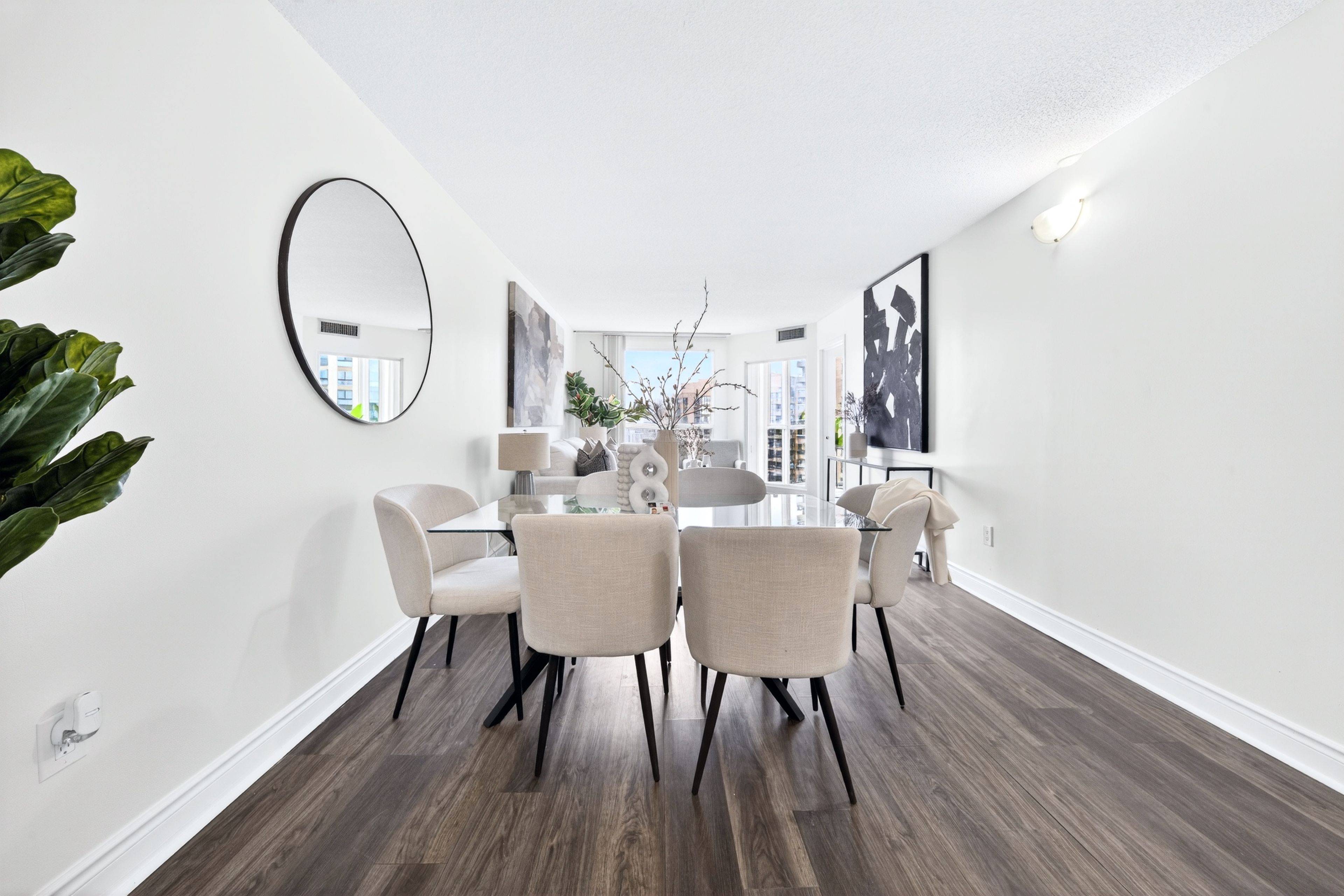 5 CONCORDE PL #2002, Toronto C13, ON M3C 3M8