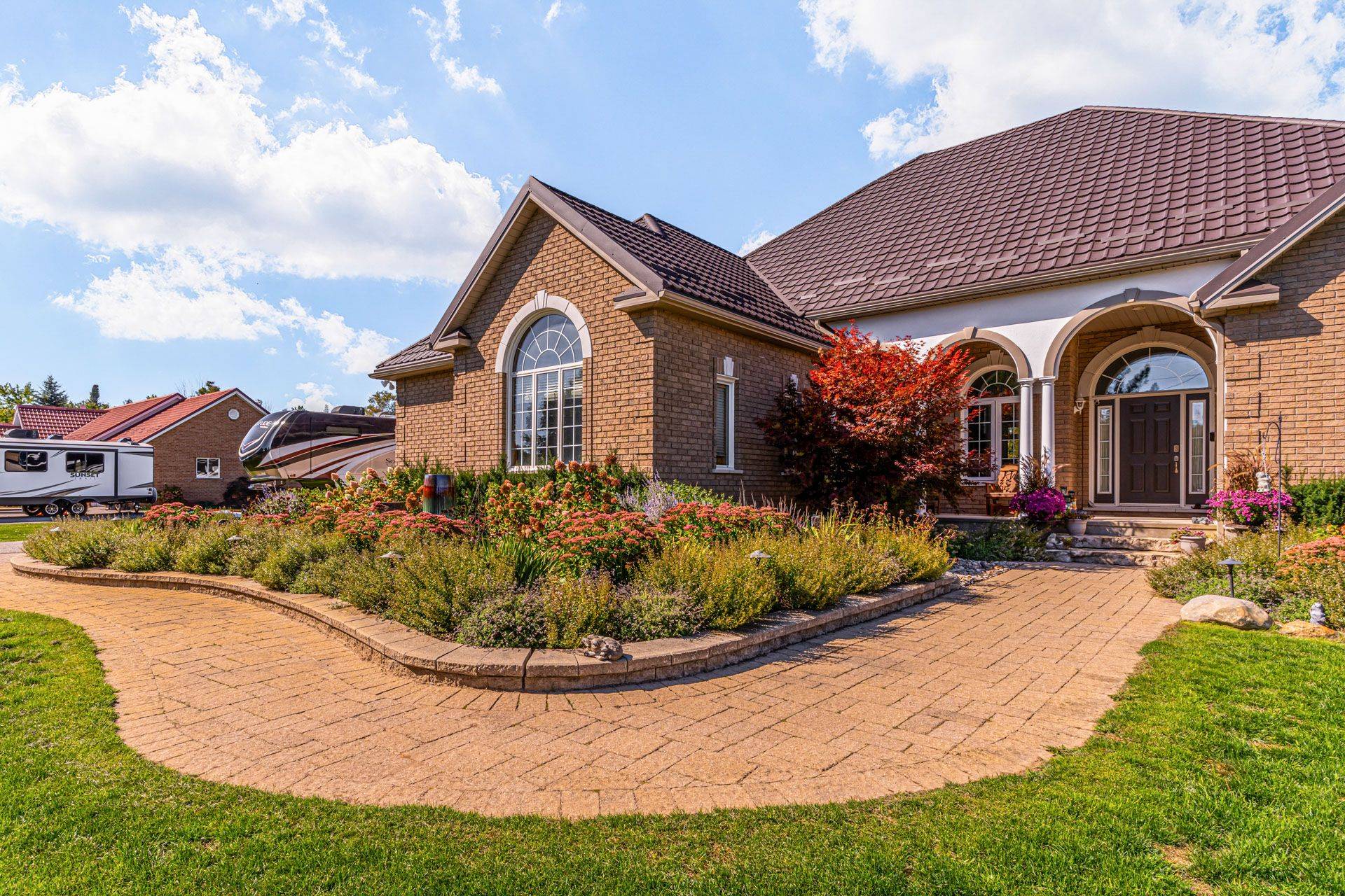 9344 County 1 RD, Adjala-tosorontio, ON L0N 1P0