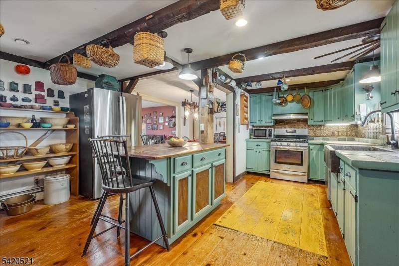 195 Allamuchy Rd, Frelinghuysen Twp., NJ 07821