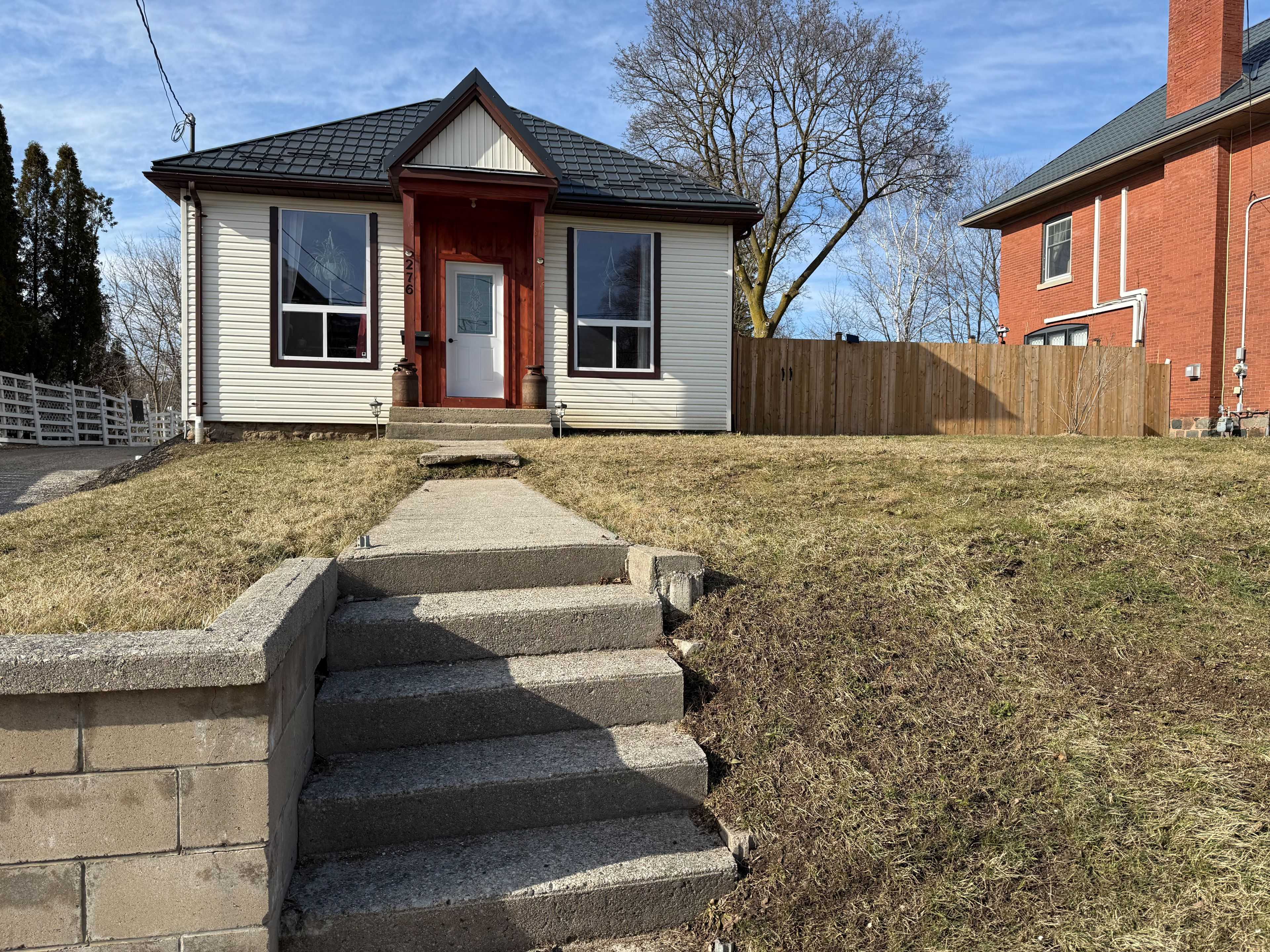 276 12TH ST, Hanover, ON N4N 1V3