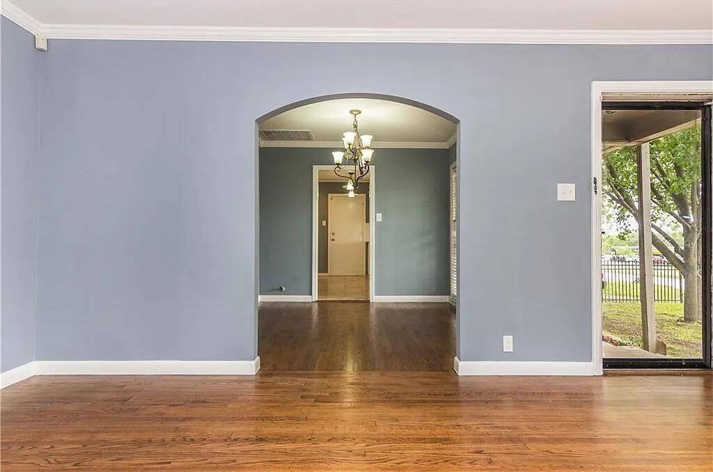 2514 W Jefferson Boulevard, Dallas, TX 75211