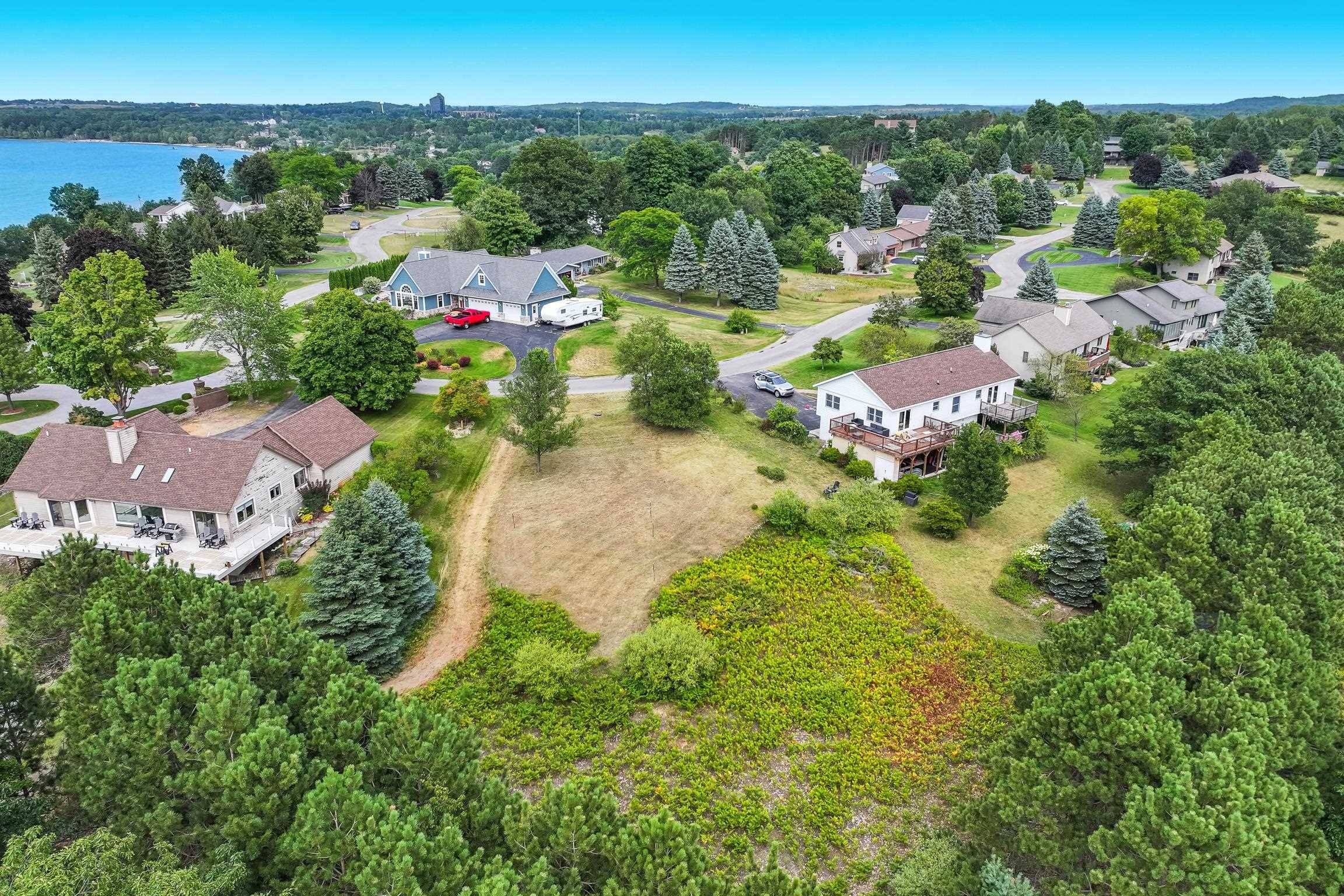 3147 Scenic Hills DR, Acme Twp, MI 49690