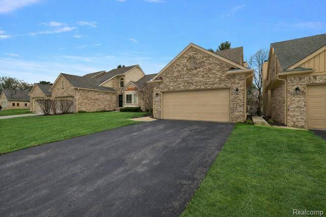 45325 Stonehedge DR, Plymouth Charter Township, MI 48170