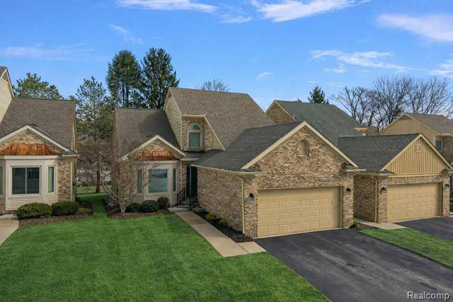 45325 Stonehedge DR, Plymouth Charter Township, MI 48170