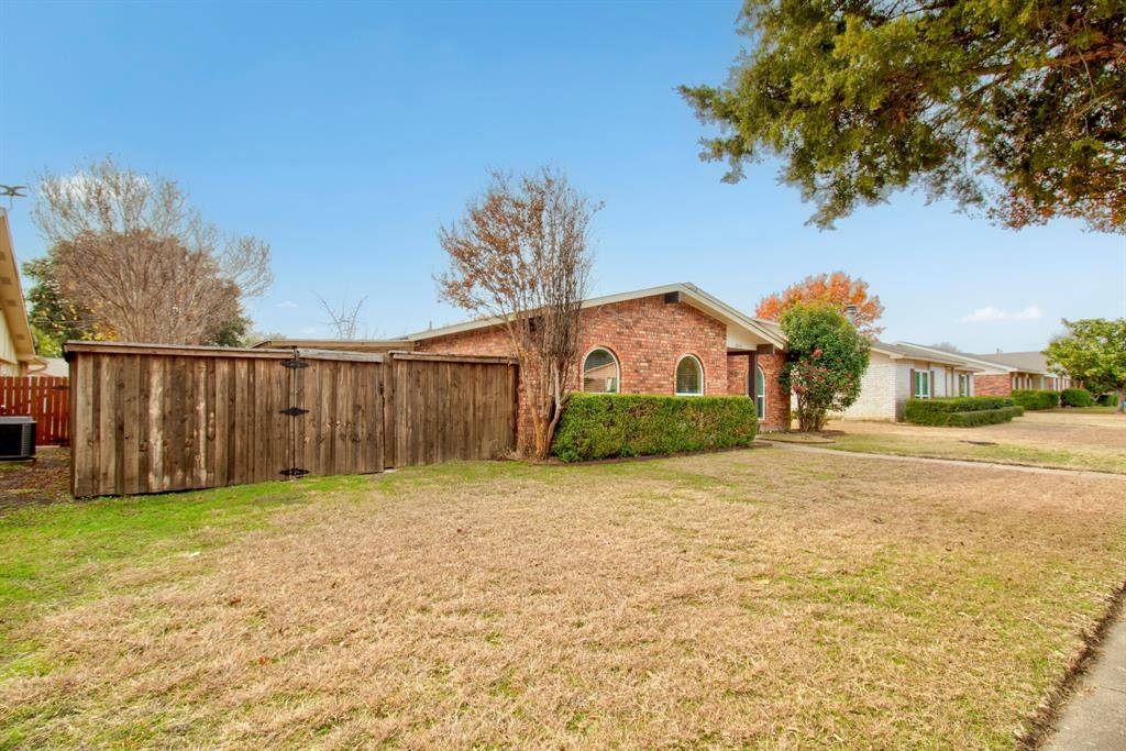 2810 Landershire Lane, Garland, TX 75044