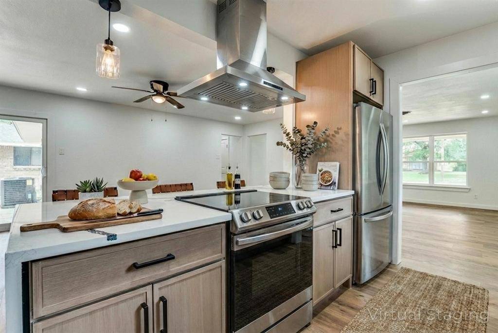 1515 Oak Meadows Drive, Dallas, TX 75232