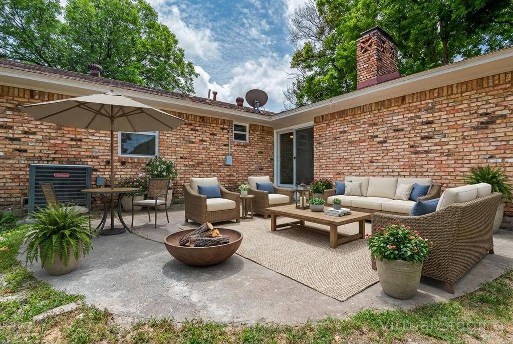 1515 Oak Meadows Drive, Dallas, TX 75232