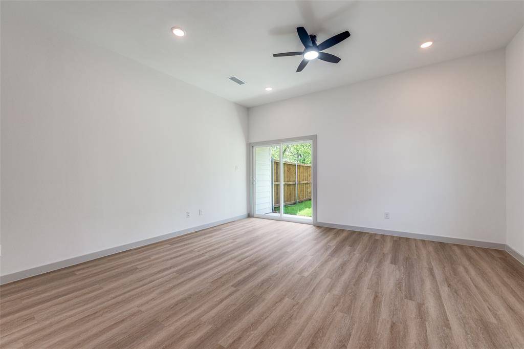 1509 Locust Street #B, Commerce, TX 75428