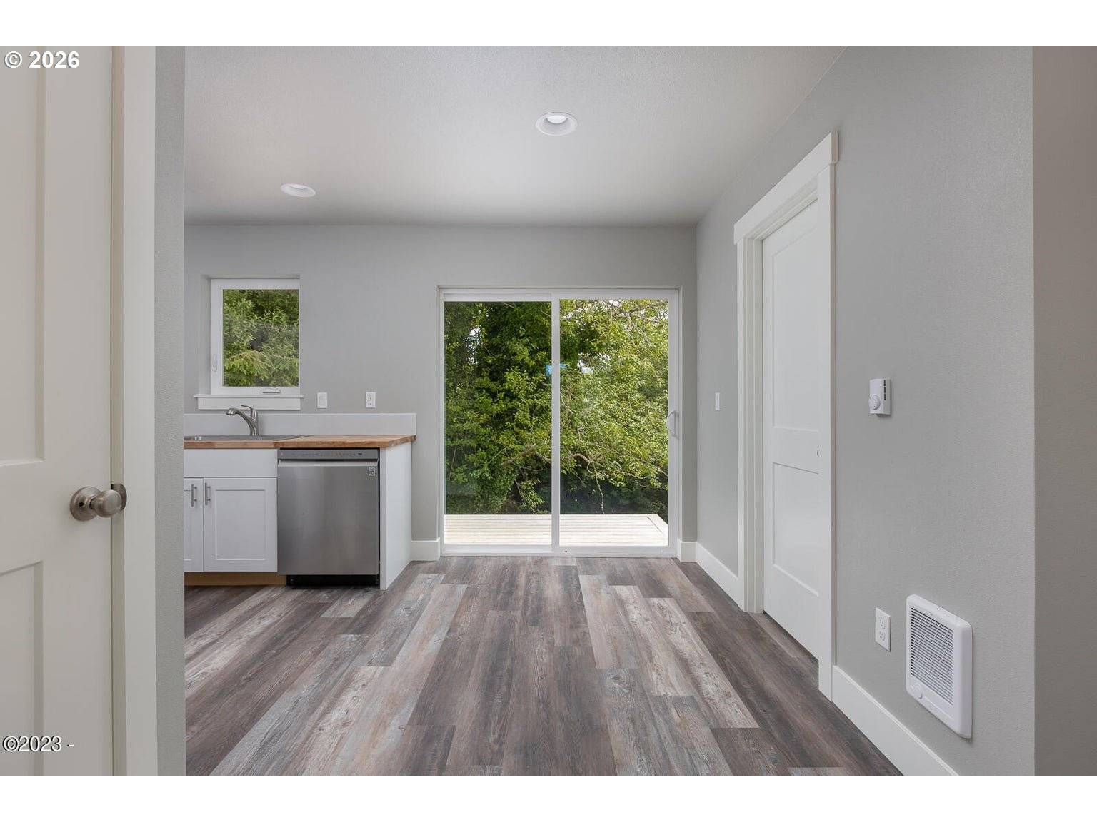 646 SE REEF AVE, Lincoln City, OR 97367