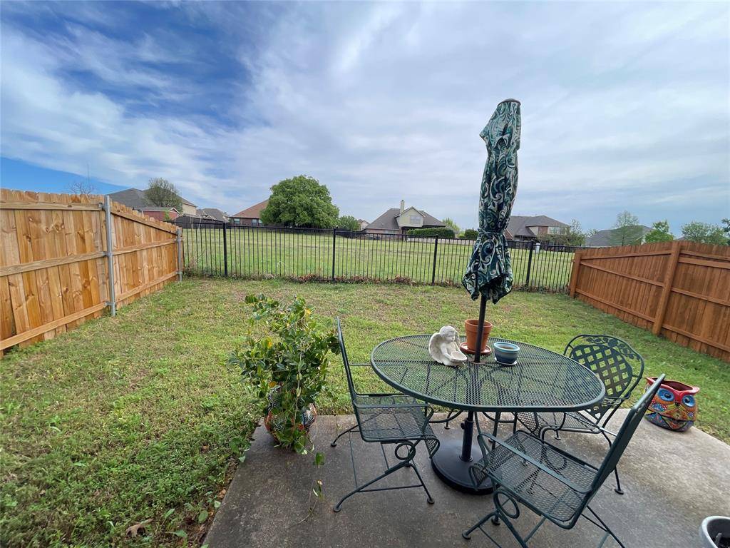 1334 Piedmont Drive, Mansfield, TX 76063