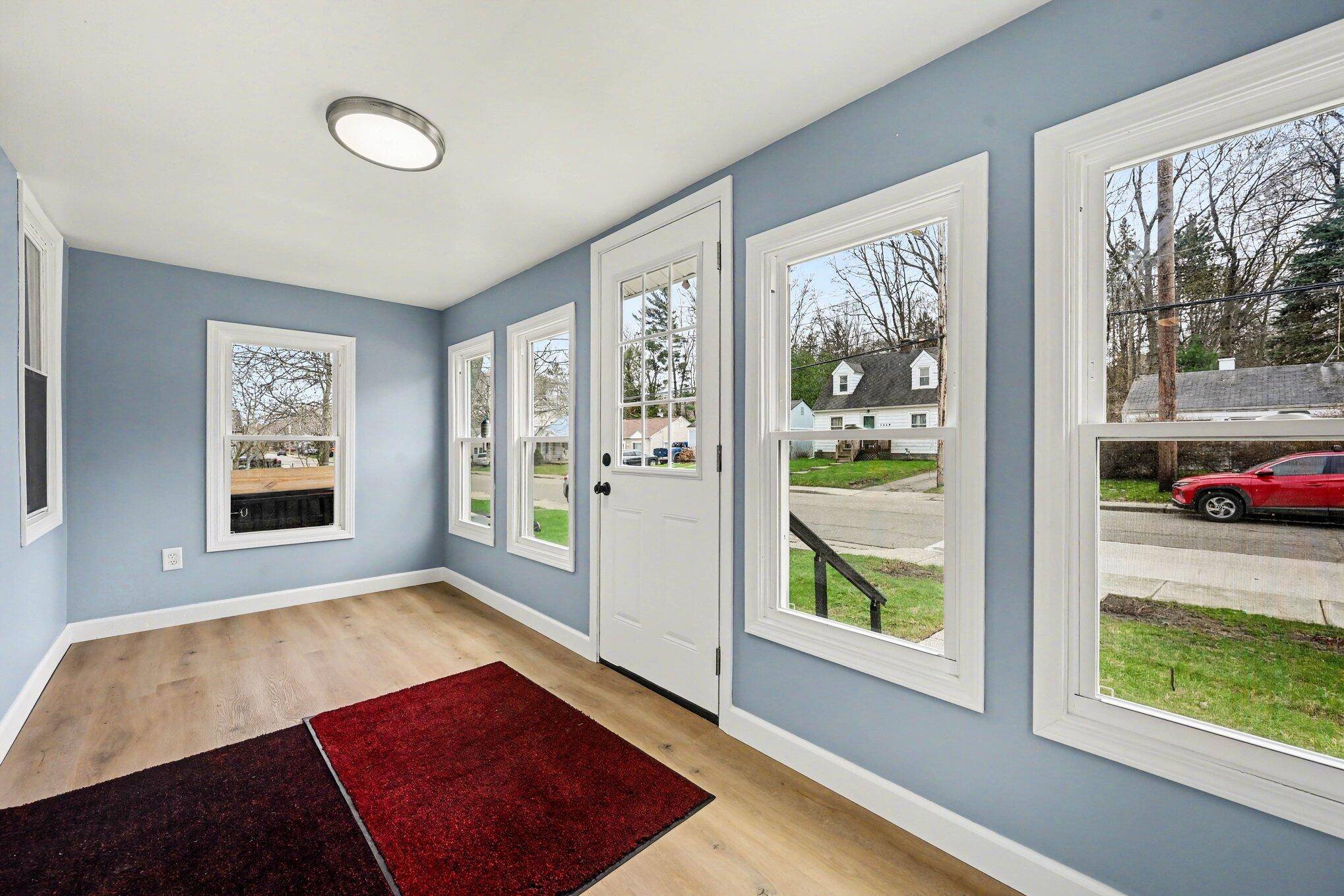 1215 Palmer AVE, Kalamazoocity_kalamazoo, MI 49001