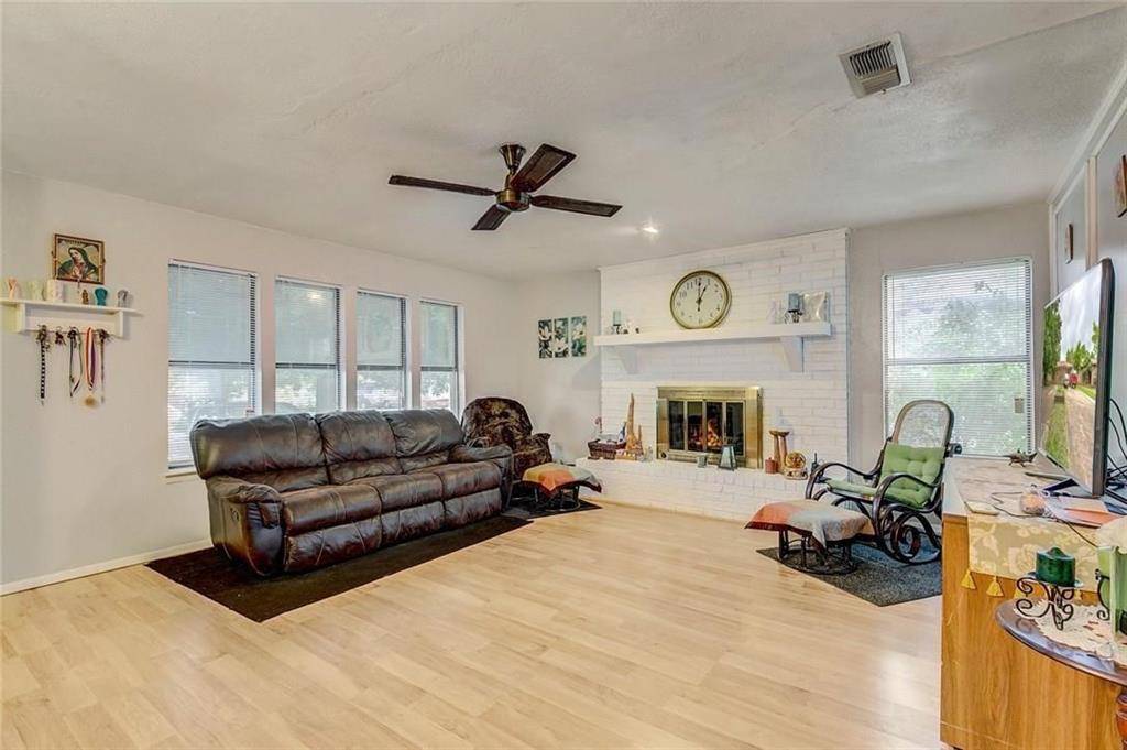 1908 Reever Street, Arlington, TX 76010