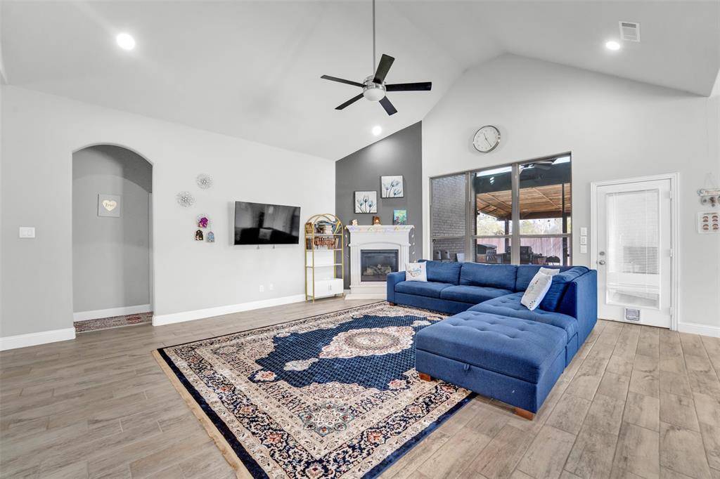 102 Champion Drive, Wylie, TX 75098