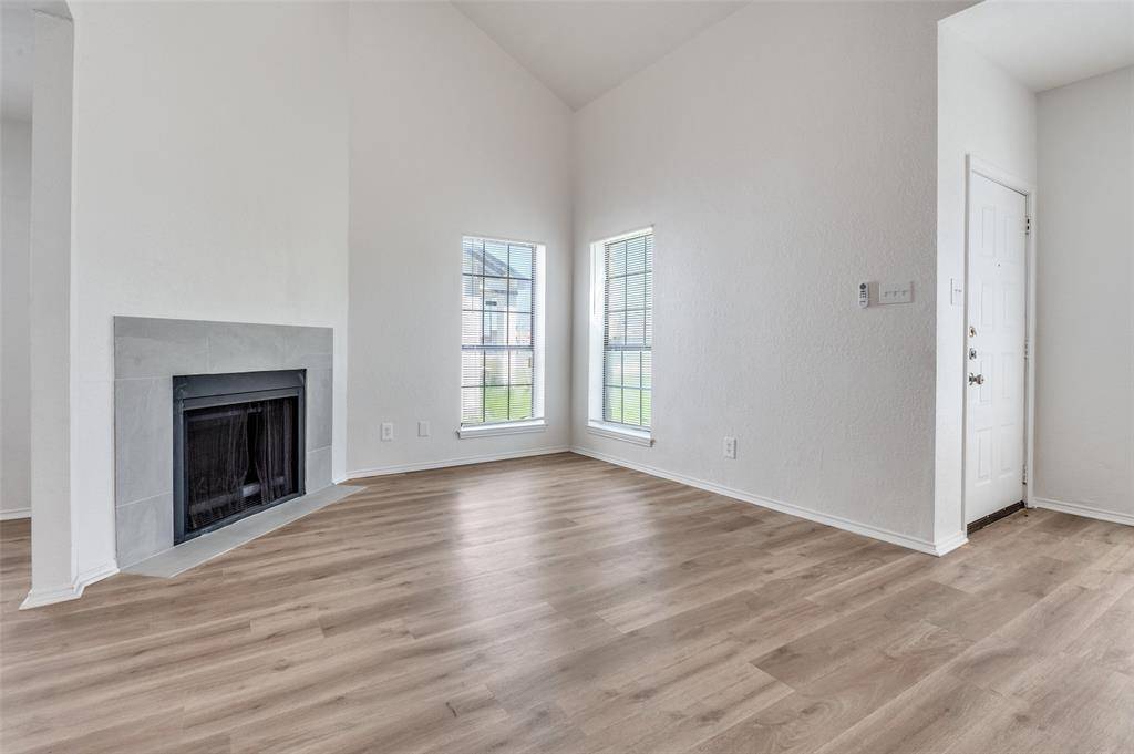 2322 Sherry Street, Arlington, TX 76014