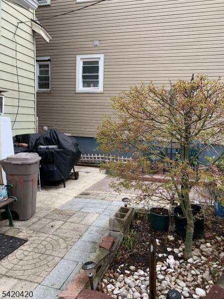 99 BURCHARD AVE, East Orange City, NJ 07017