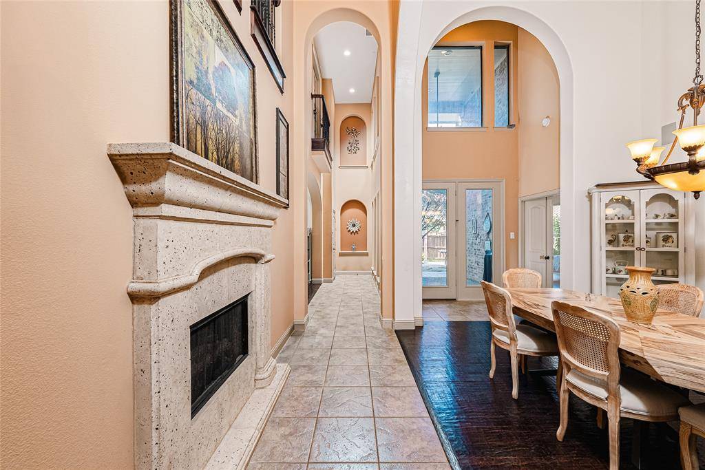 6527 Barcelona, Irving, TX 75039