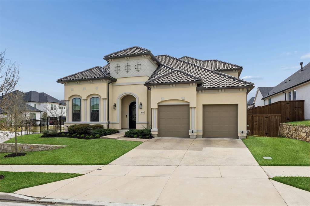 14201 Overlook Park Drive, Fort Worth, TX 76008