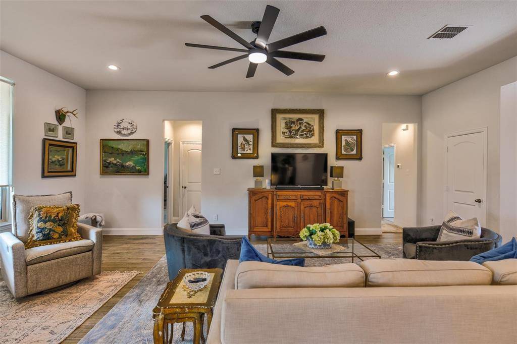 1301 Blanco Trail, Mansfield, TX 76063